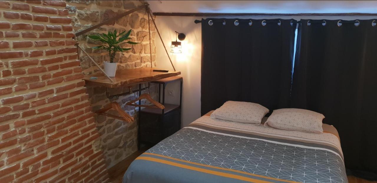 Atypical Flat Charleville-Mezieres Exterior foto